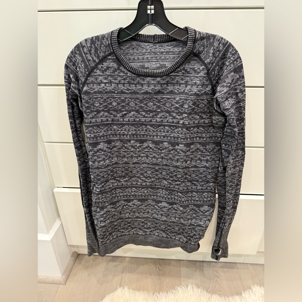 Lululemon base layer long sleeve